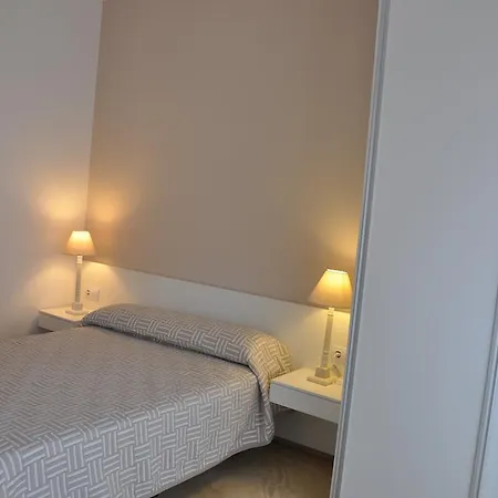 Apartment Center New *